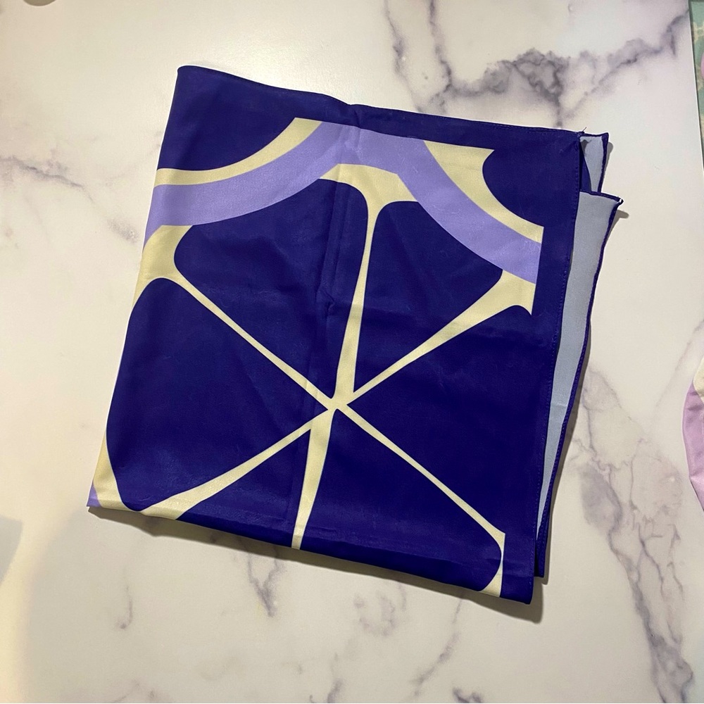 Square crepe lemon scarf